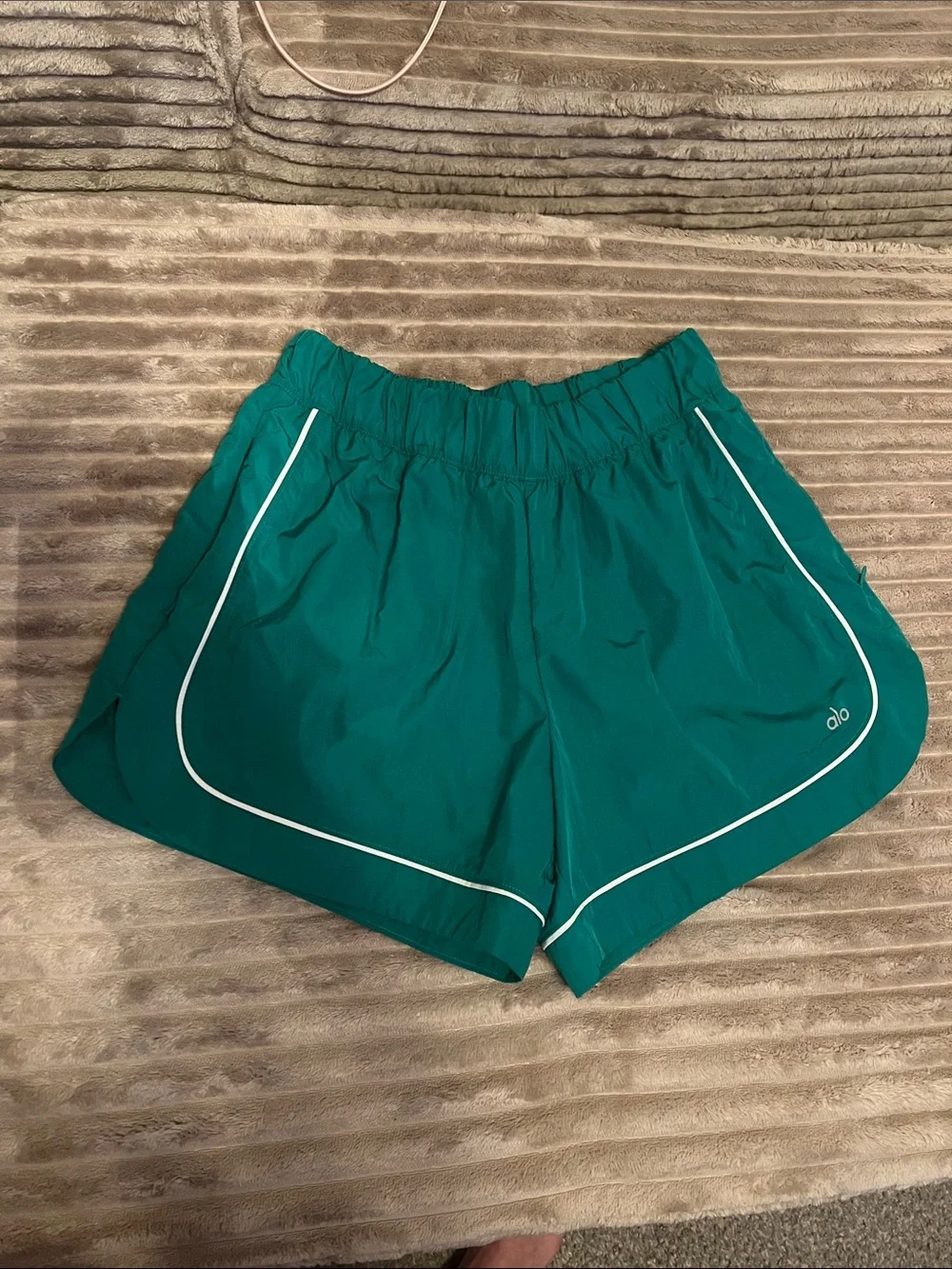 Alo green  shorts. Small